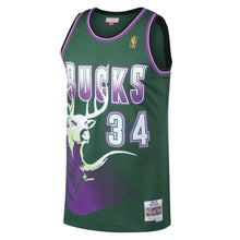 Load image into Gallery viewer, 34-Ray Allen Milwaukee Bucks Mitchell &amp; Ness 1996-97 Hardwood Classics Swingman Jersey - Kelly Green