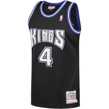 Load image into Gallery viewer, 4-Chris Webber Sacramento Kings 1998-99 Hardwood Classics Authentic Jersey - Black