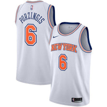 Load image into Gallery viewer, 6-Kristaps Porzingis New York Knicks  Swingman Jersey - Statement Edition – White