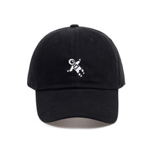 Load image into Gallery viewer, Astronaut emberoidery baseball cap
