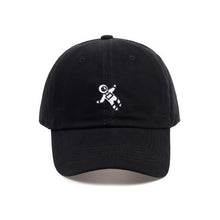 Load image into Gallery viewer, Astronaut emberoidery baseball cap